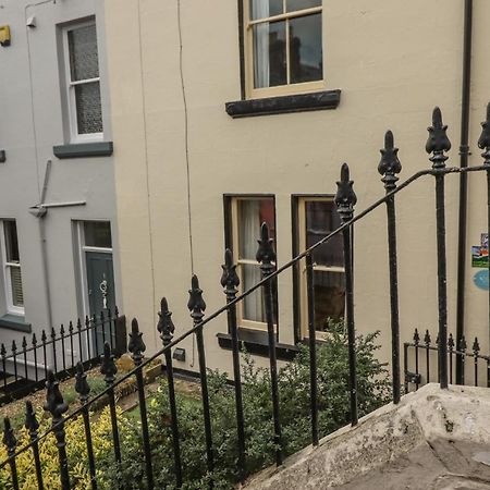 Вилла West End House Уитби Экстерьер фото
